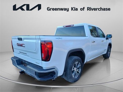 Used 2025 GMC Sierra 1500 SLT image 7