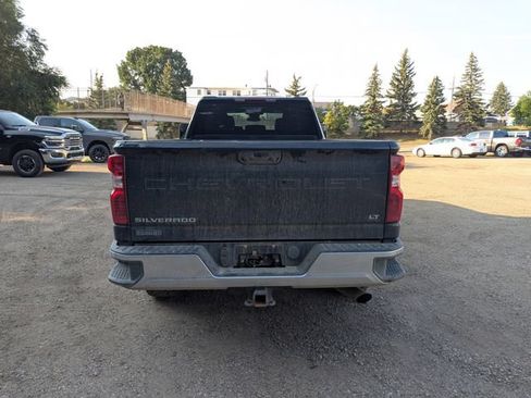 Used 2024 Chevrolet Silverado 2500 LT w/ Convenience Package AWD/4WD image 12