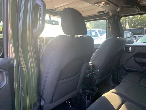 Used 2022 Jeep Wrangler Unlimited Sport AWD/4WD image 20