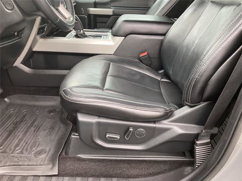 Used 2018 Ford F150 Lariat w/ Equipment Group 502A Luxury image 26