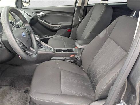 Used 2018 Ford Focus SEL FWD image 15