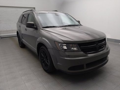Used 2020 Dodge Journey SE w/ Blacktop Package image 13