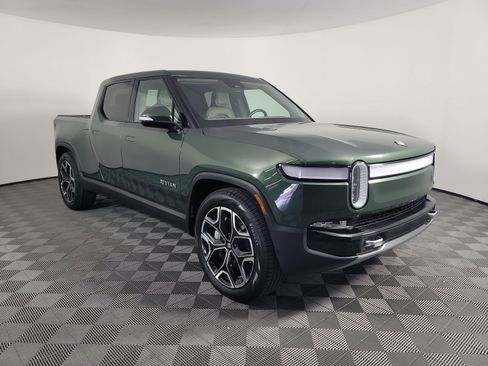 Used 2024 Rivian R1T Adventure AWD/4WD image 7