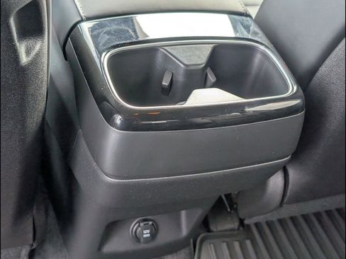 Used 2024 Kia Telluride S FWD image 19