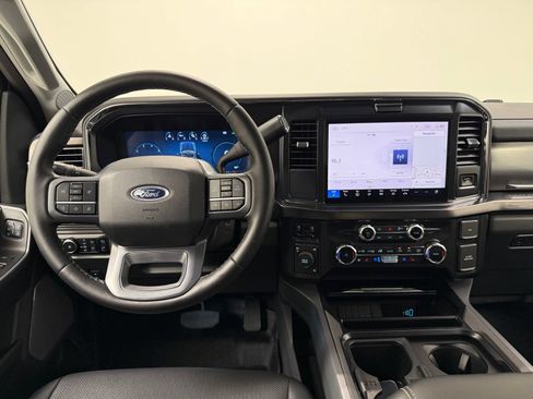 Used 2026 Ford F350 Lariat AWD/4WD image 27
