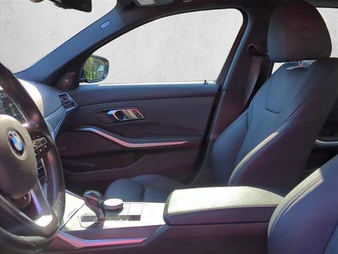 Used 2019 BMW 330i xDrive Sedan w/ Premium Package image 11