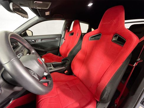 Used 2023 Honda Civic Type R image 3
