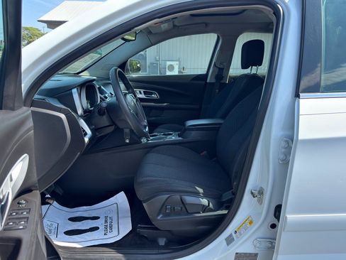 Used 2014 Chevrolet Equinox LS AWD/4WD image 12
