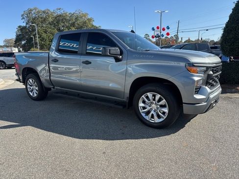 Used 2024 Chevrolet Silverado 1500 Custom image 6