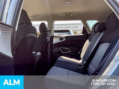 Used 2024 Kia Soul LX w/ Option Group 015 FWD image 16