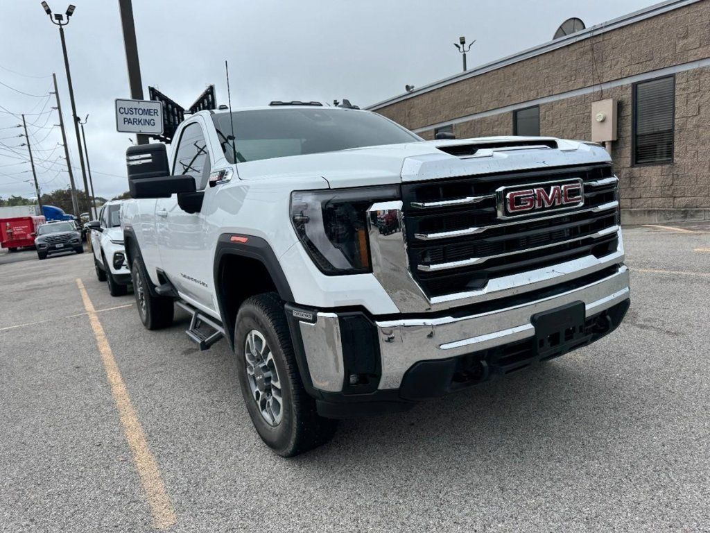 Used 2026 GMC Sierra 3500 SLE AWD/4WD image 2