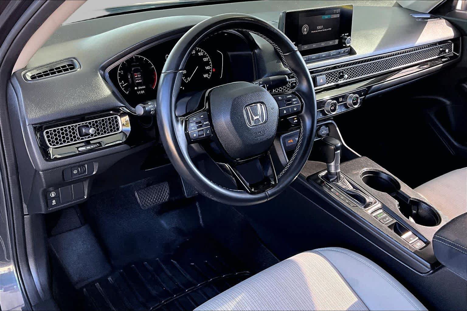 Used 2022 Honda Civic EX image 17
