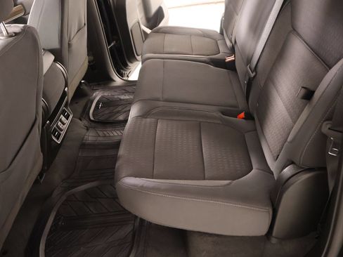 Used 2020 Chevrolet Silverado 1500 LT w/ Texas Edition AWD/4WD image 12