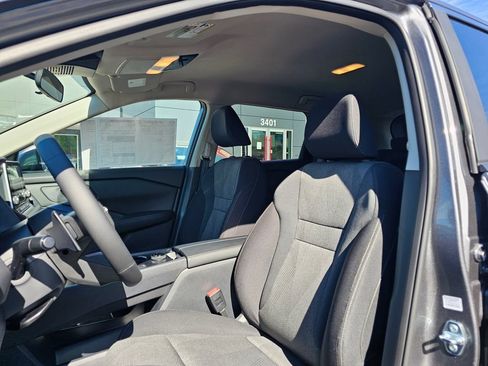 New 2026 Nissan Rogue SV AWD/4WD image 17