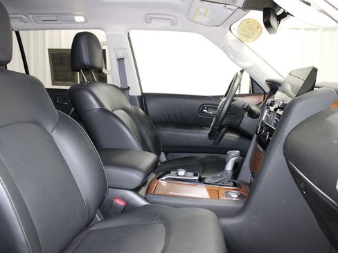 Used 2024 Nissan Armada SL image 34