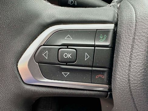 Used 2023 Jeep Compass Limited w/ Sun and Sound Group AWD/4WD image 21