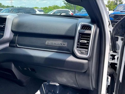 Used 2024 RAM 3500 Big Horn AWD/4WD image 29