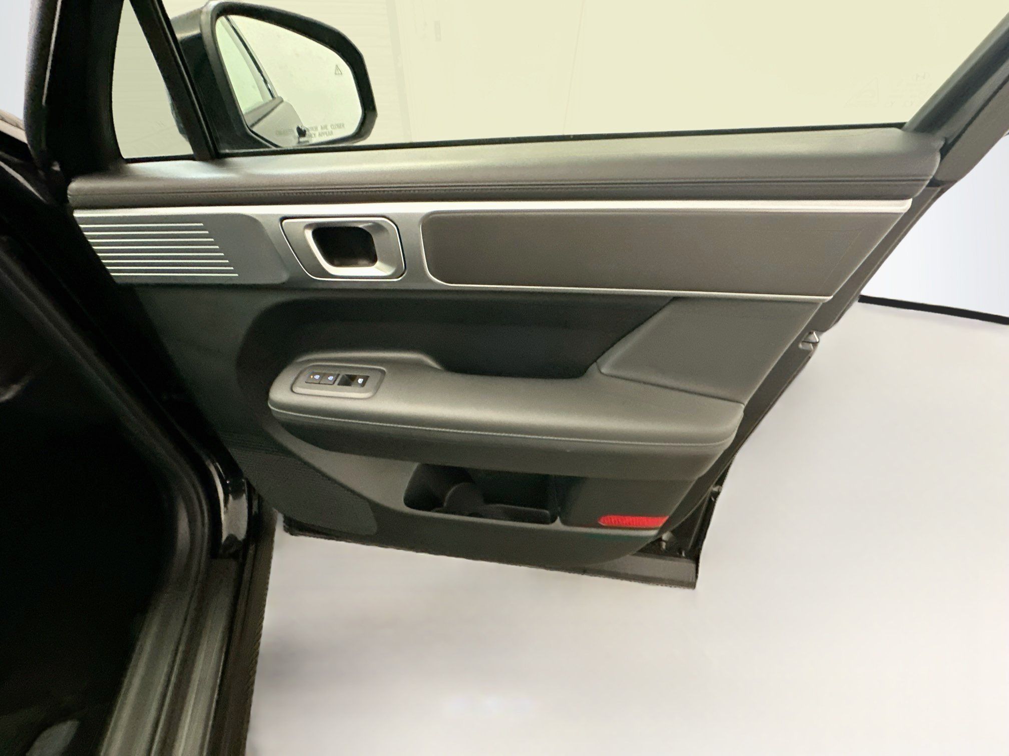Used 2026 Hyundai Santa Fe SEL AWD/4WD image 33