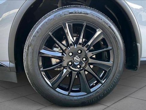 Certified 2024 Nissan Murano SV w/ SV Midnight Edition Package image 10