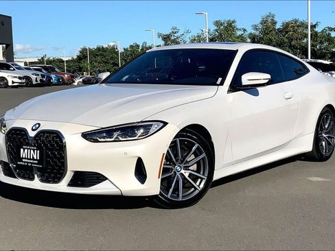 Used 2021 BMW 430i Coupe w/ Convenience Package image 2