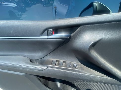 Used 2023 Toyota Camry XLE FWD image 12