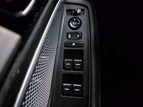 Used 2025 Acura MDX SH-AWD image 21