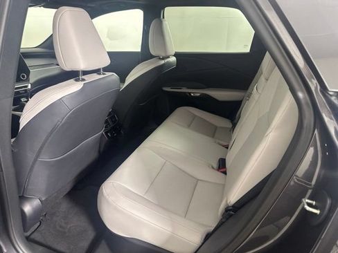 Used 2025 Lexus RX 350 Premium w/ Convenience Package AWD/4WD image 19