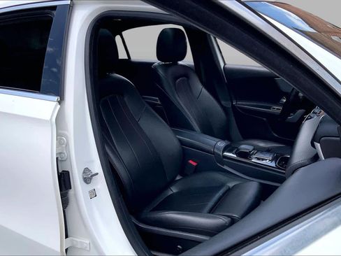 Used 2019 Mercedes-Benz A 220 image 9