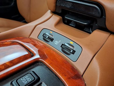 Used 2004 Lexus SC 430 Convertible image 26