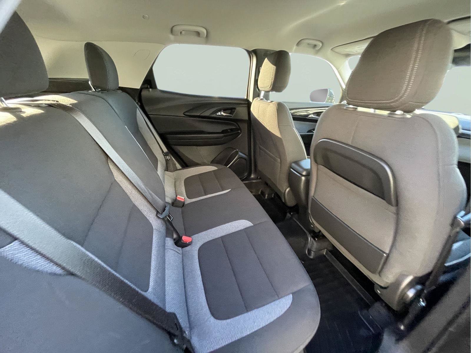 Used 2024 Chevrolet TrailBlazer LT w/ Driver Confidence Package AWD/4WD image 21