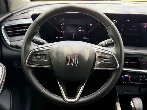 Used 2025 Buick Encore GX Preferred FWD image 28