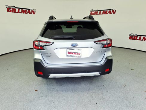 Certified 2025 Subaru Outback Limited AWD/4WD image 6