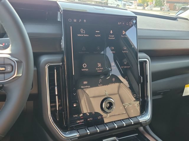 New 2026 GMC Yukon Denali w/ Denali Reserve Package AWD/4WD image 21