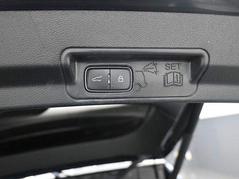 Used 2022 Ford Explorer ST w/ Equipment Group 401A image 27