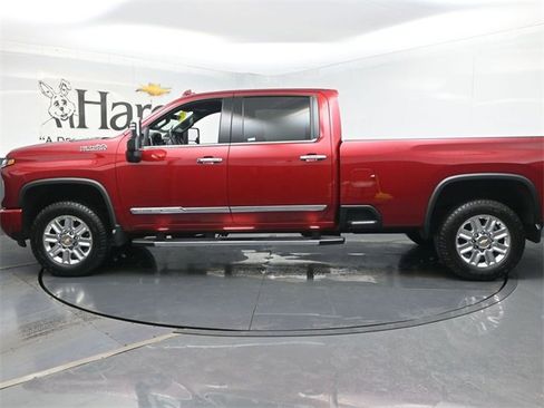Used 2024 Chevrolet Silverado 2500 High Country w/ High Country Premium Package image 50