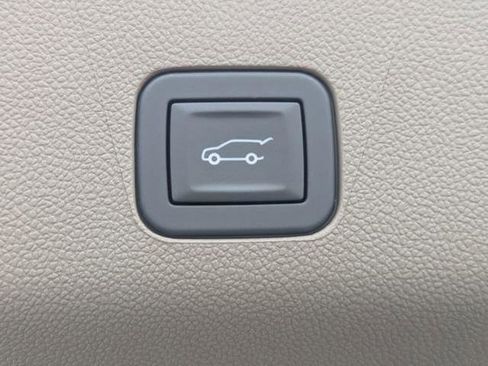 New 2026 GMC Yukon XL Denali w/ Denali Reserve Package RWD image 13