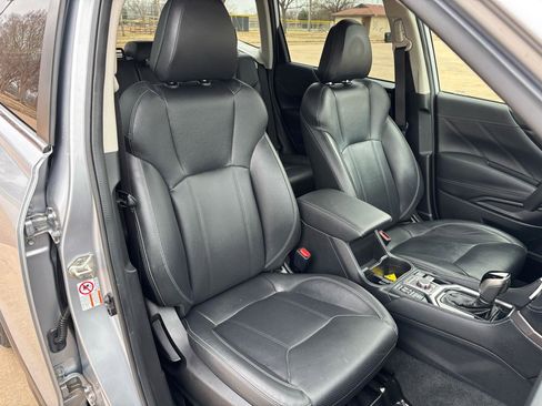 Used 2020 Subaru Forester Limited w/ Popular Package #3 image 8