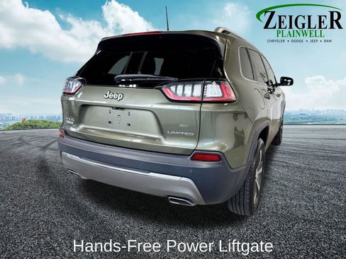 Used 2019 Jeep Cherokee Limited w/ Luxury Group AWD/4WD image 5