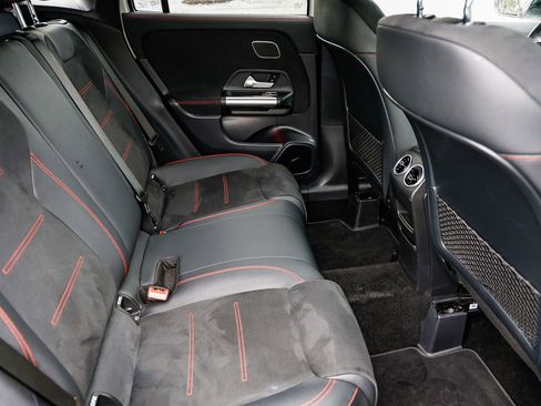 Certified 2025 Mercedes-Benz GLA 250 GLA 250 image 17