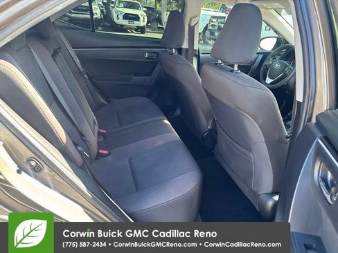Used 2018 Toyota Corolla LE FWD image 16