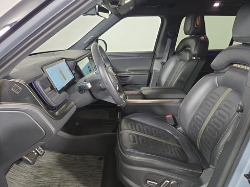 Used 2024 Rivian R1S Adventure AWD/4WD image 20