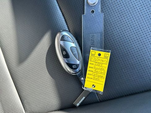 Used 2025 Hyundai Santa Fe Calligraphy AWD/4WD image 36