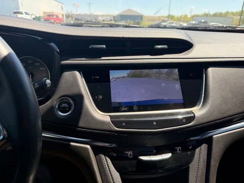 Used 2021 Cadillac XT5 Premium Luxury w/ LPO, Floor Liner Package AWD/4WD image 14