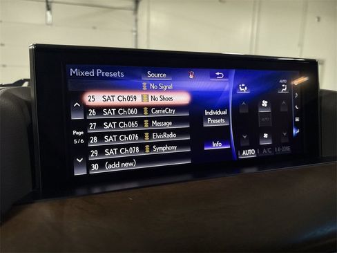 Used 2017 Lexus LX 570 4WD image 16