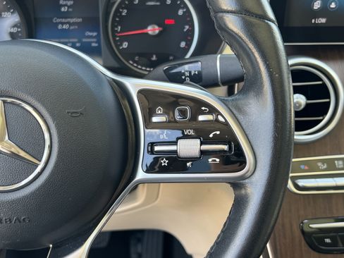 Used 2022 Mercedes-Benz GLC 300 image 12