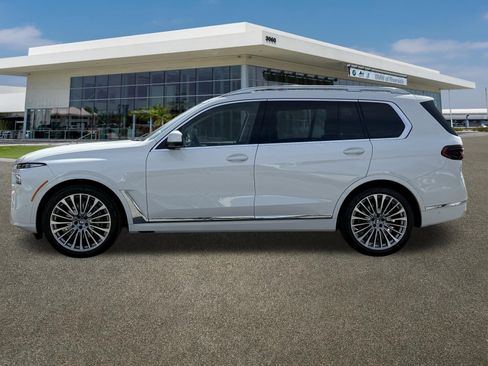Used 2026 BMW X7 xDrive40i image 6