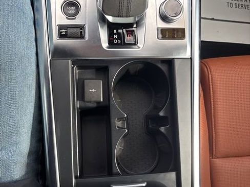 Used 2024 Jaguar XF R-Dynamic SE image 11