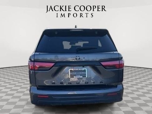 Used 2025 Toyota Sequoia SR5 AWD/4WD image 4