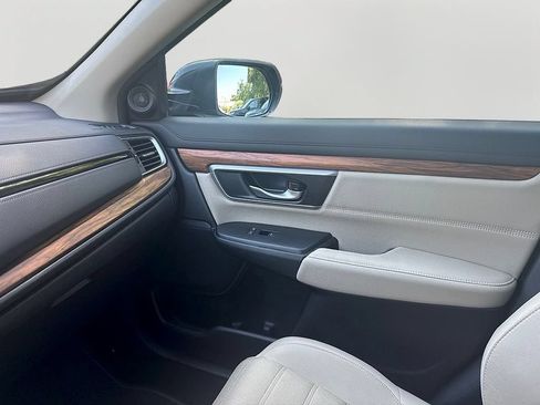 Used 2018 Honda CR-V EX image 16