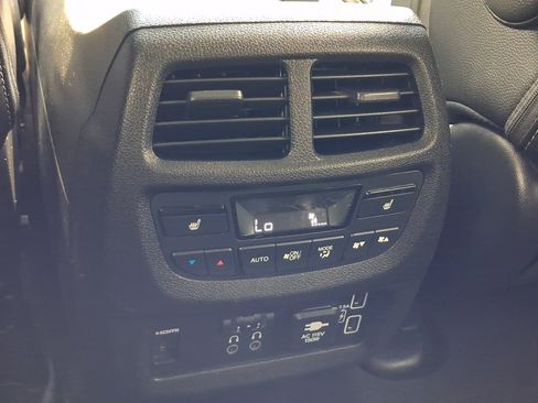 Used 2019 Honda Pilot Elite image 26